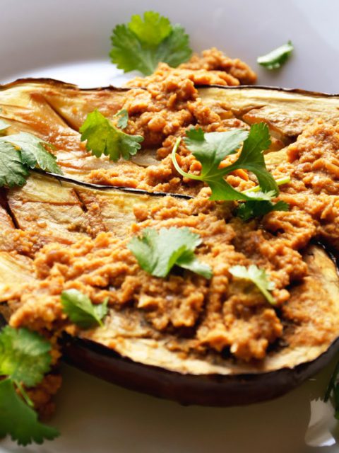 Баклажаны с ореховым соусом